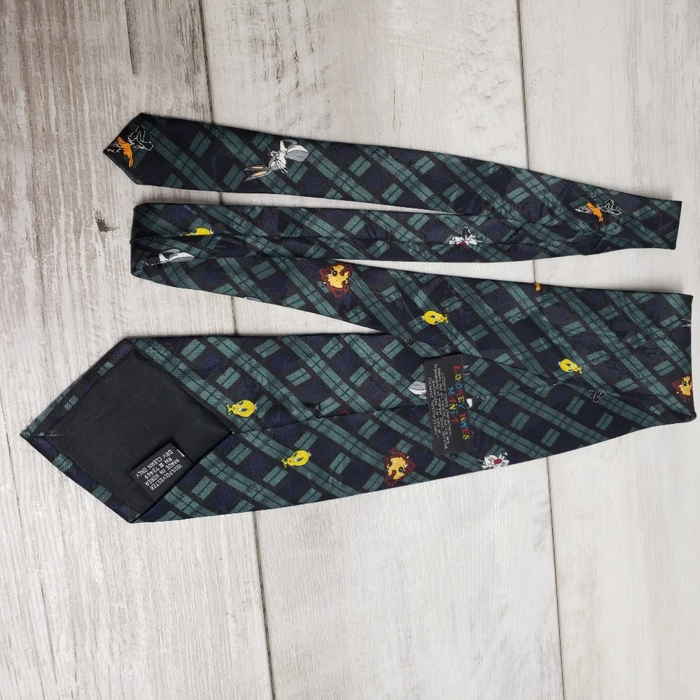 Vgt. Looney Tunes Mania Cartoons Necktie Tie Green Blue Plaid Check Bugs Bunny